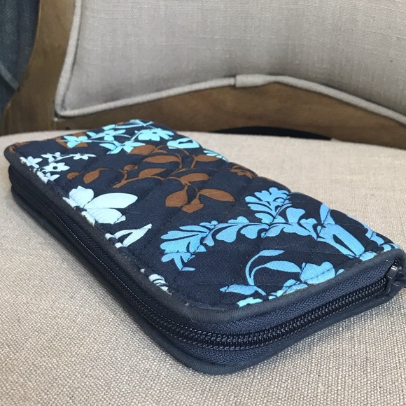 πHPπVeraBradley zip accordion wallet/wristlet - Picture 12 of 12